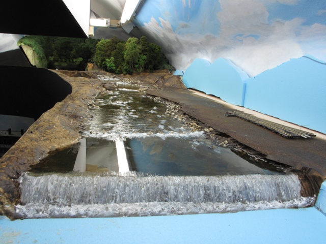 Upper River weir