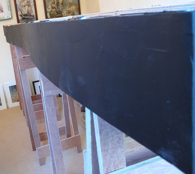 Wavy fascias