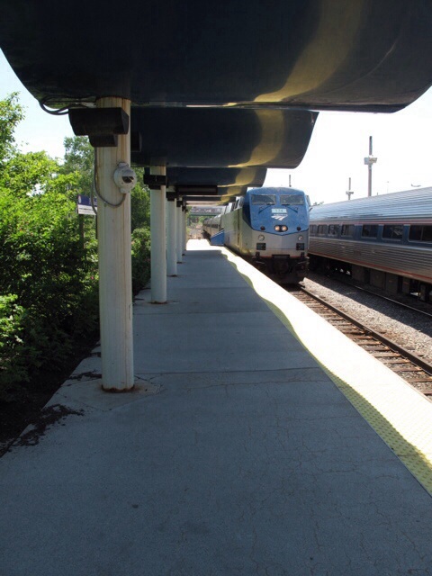 Downeaster Arriving