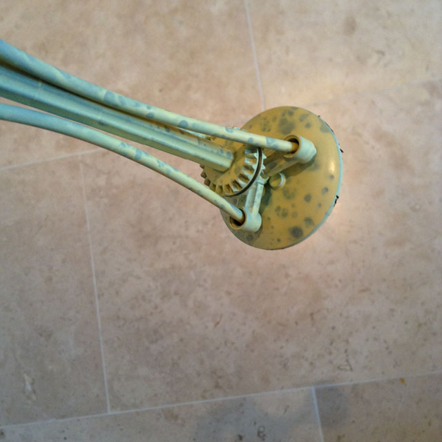 Antenna blotchy paint