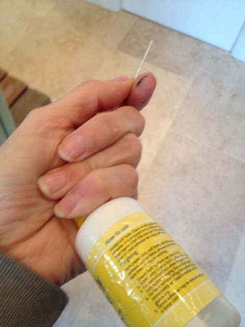 Glue bottle