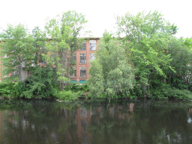 Whitinsville, USA
